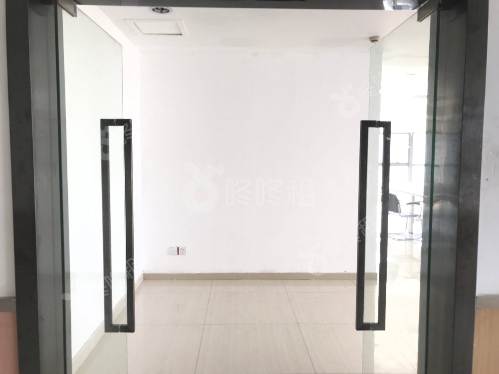 清华紫光信息港_198平_精装_未分类