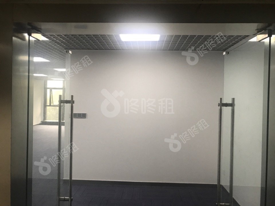 清华紫光信息港_228平_精装_未分类