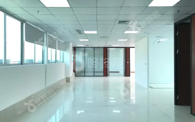一本电子产业园_422平_精装_办公室房源出租