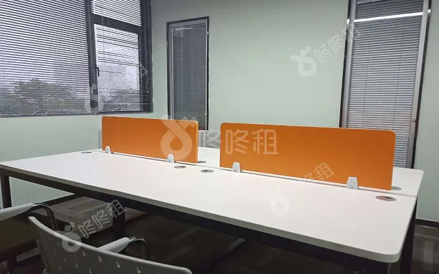 国汇通创客空间(彩虹城)_独立4人间_办公室图片