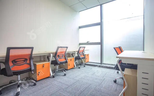 梦工场创客空间(美兰国际商务中心)_独立5人间_办公室图片
